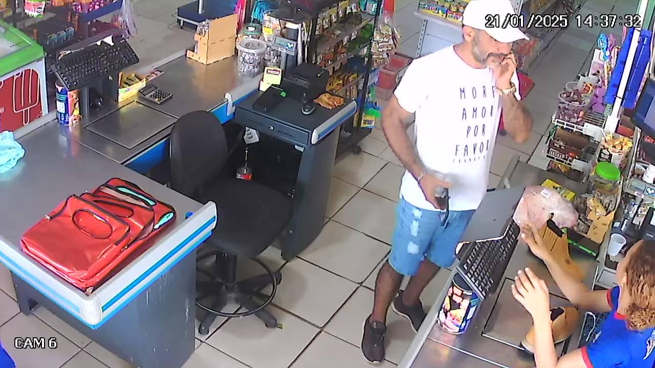 Golpista é identificado aplicando golpe em comércio