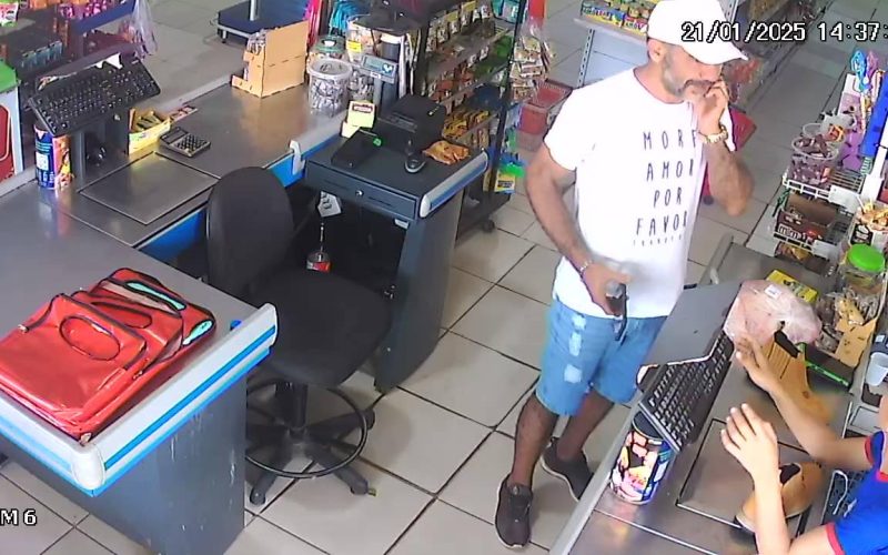 Golpista é identificado aplicando golpe em comércio