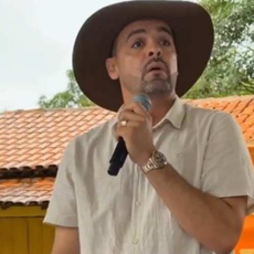 Na Vila Contestado, Goiano manda recado para Toni Cunha: “tem que respeitar”